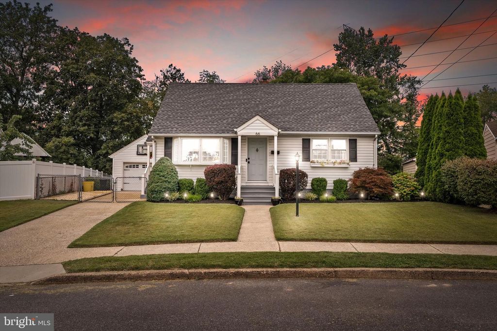 66 KENWOOD TER, Hamilton, NJ 08610