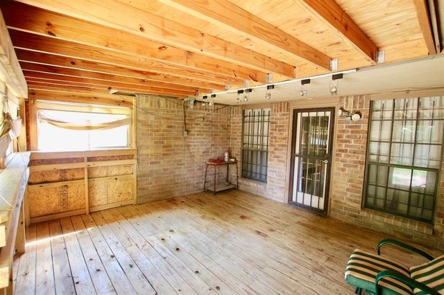 7862 Split Oak Drive, Houston, TX 77040