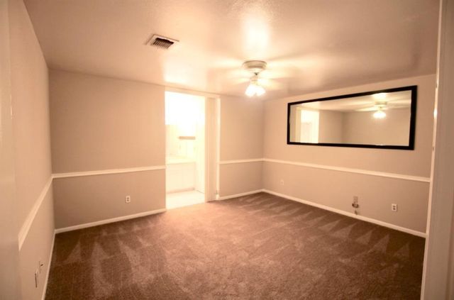 7862 Split Oak Drive, Houston, TX 77040