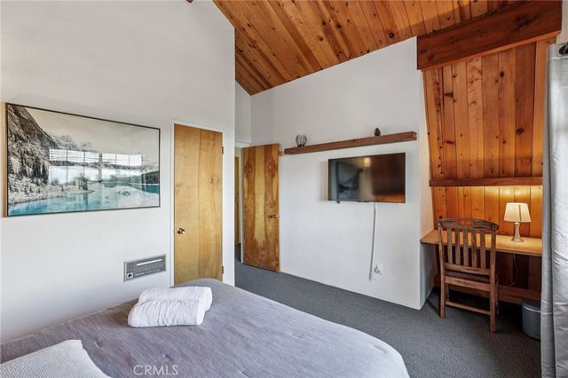 2409 Spring Oak Drive, Running Springs, CA 92382