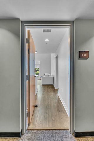 1101 18th Ave S Apt 610, Nashville, TN 37212