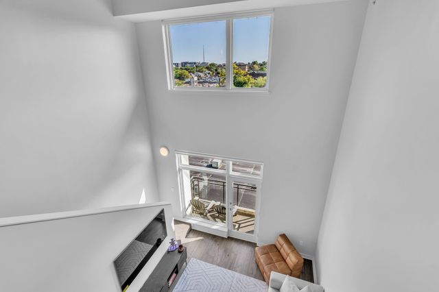 1101 18th Ave S Apt 610, Nashville, TN 37212