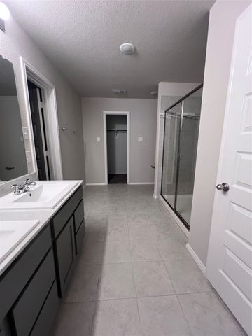 7400 Gangway Drive, Fort Worth, TX 76179