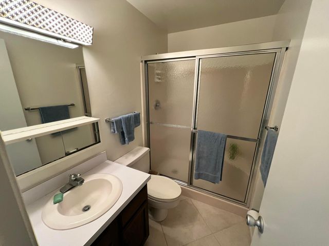 62 Woodland Drive 201, Vero Beach, FL 32962