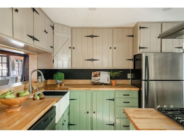 25728 Stanley Park Rd, Evergreen, CO 80439