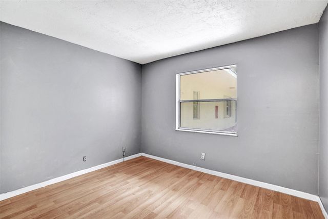 2801 Somerset Drive 101, Lauderdale Lakes, FL 33311