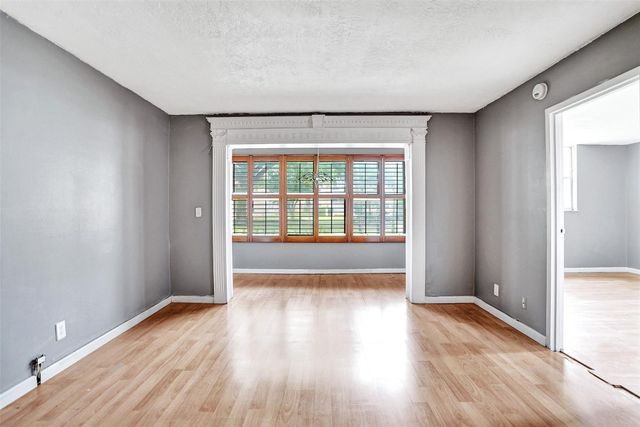 2801 Somerset Drive 101, Lauderdale Lakes, FL 33311