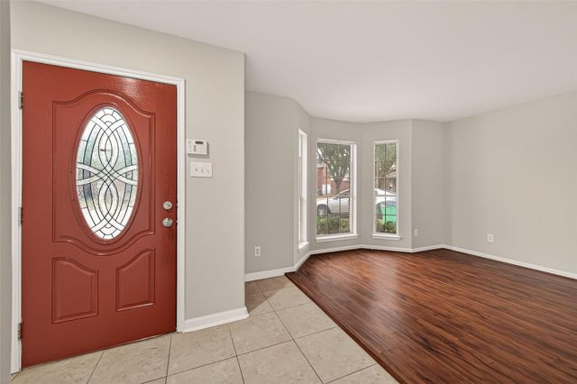 2422 Hawthorne Brook Lane, Fresno, TX 77545