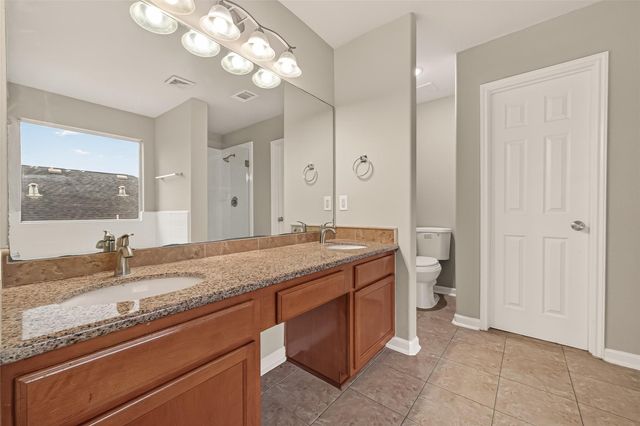 2422 Hawthorne Brook Lane, Fresno, TX 77545