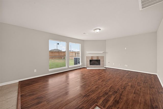 2422 Hawthorne Brook Lane, Fresno, TX 77545