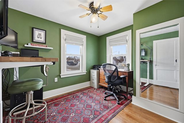 2416 B Avenue NE, Cedar Rapids, IA 52402