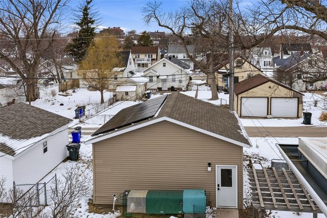 2416 B Avenue NE, Cedar Rapids, IA 52402