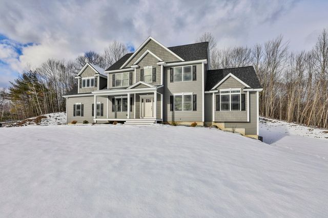 42 Ridgeview Lane, New Boston, NH 03070