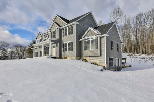 42 Ridgeview Lane, New Boston, NH 03070