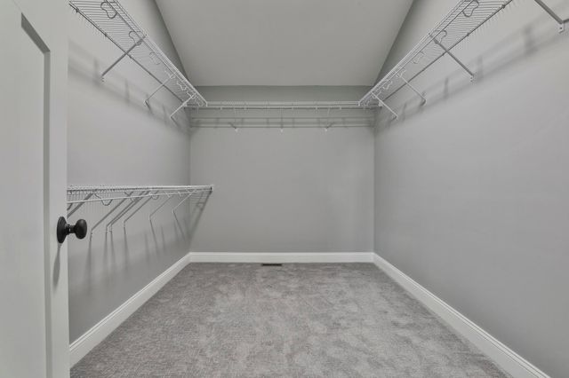 42 Ridgeview Lane, New Boston, NH 03070