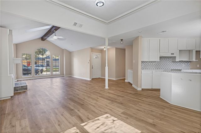 4514 Stony Creek Dr, Corpus Christi, TX 78413