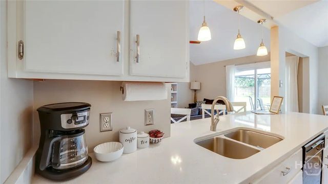 5 Mills Run Court, Savannah, GA 31405