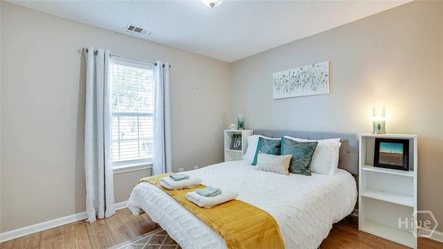 5 Mills Run Court, Savannah, GA 31405