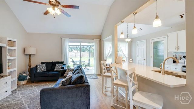 5 Mills Run Court, Savannah, GA 31405