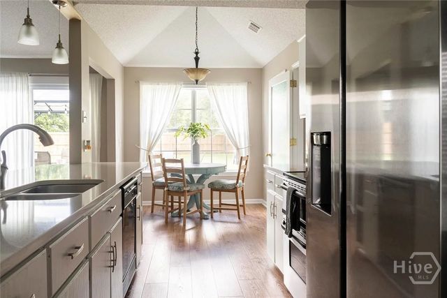 5 Mills Run Court, Savannah, GA 31405