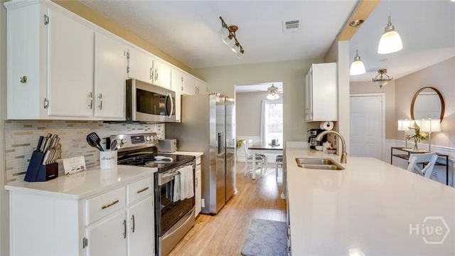 5 Mills Run Court, Savannah, GA 31405