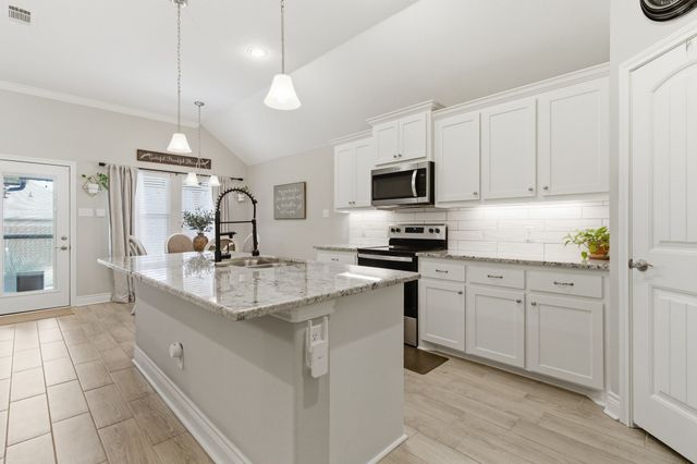 1005 Tippit, Greenville, TX 75402