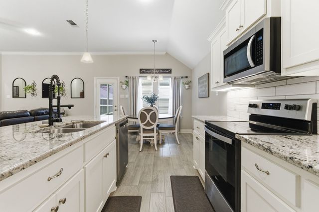 1005 Tippit, Greenville, TX 75402