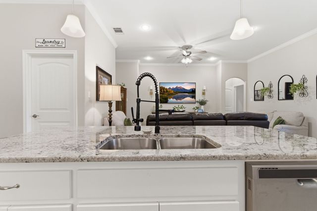 1005 Tippit, Greenville, TX 75402