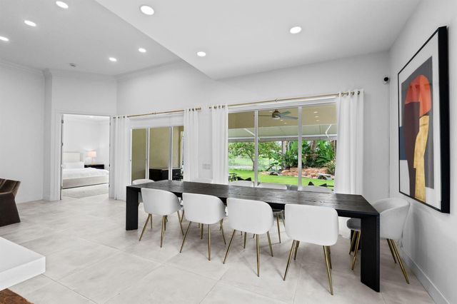 8342 Dominica Place, Wellington, FL 33414