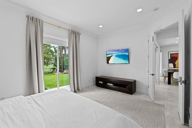 8342 Dominica Place, Wellington, FL 33414