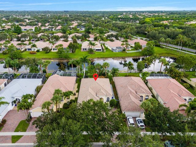 8342 Dominica Place, Wellington, FL 33414