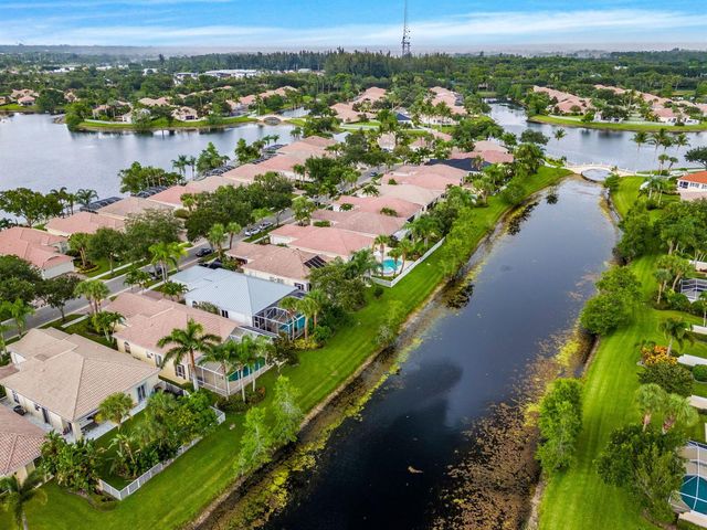 8342 Dominica Place, Wellington, FL 33414