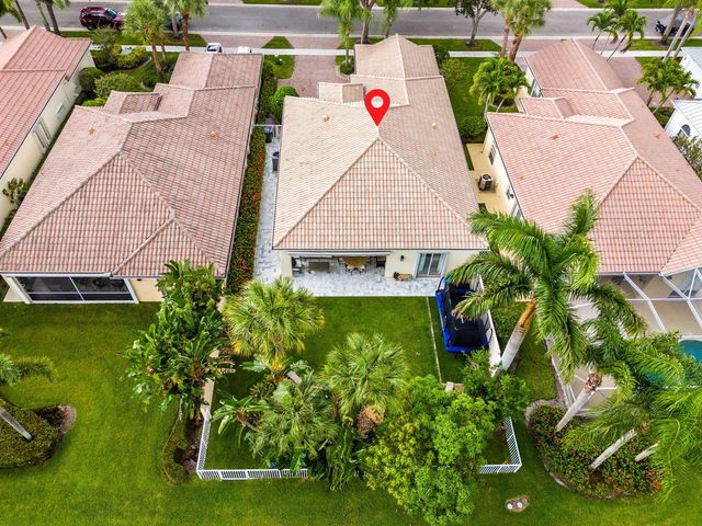 8342 Dominica Place, Wellington, FL 33414