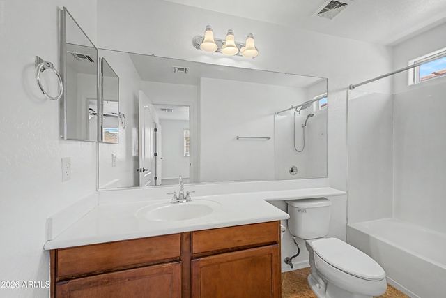 4282 E CARLA VISTA Drive, Gilbert, AZ 85295