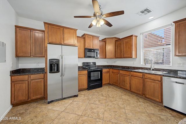 4282 E CARLA VISTA Drive, Gilbert, AZ 85295