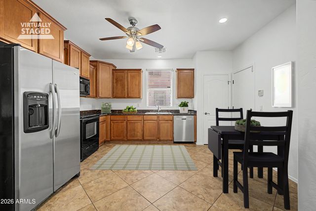 4282 E CARLA VISTA Drive, Gilbert, AZ 85295
