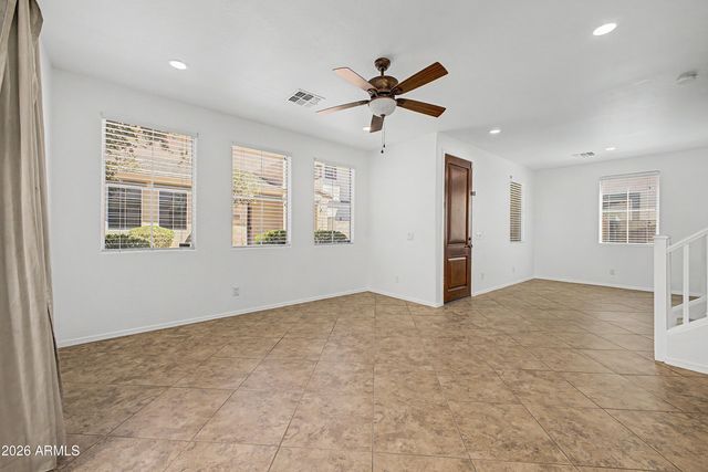 4282 E CARLA VISTA Drive, Gilbert, AZ 85295