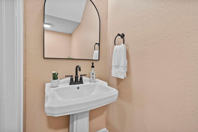 4011 County Road 219, Anderson, TX 77830