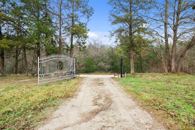 4011 County Road 219, Anderson, TX 77830