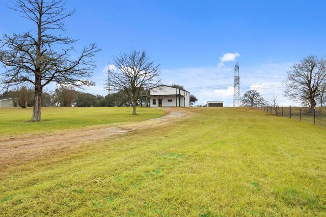 4011 County Road 219, Anderson, TX 77830