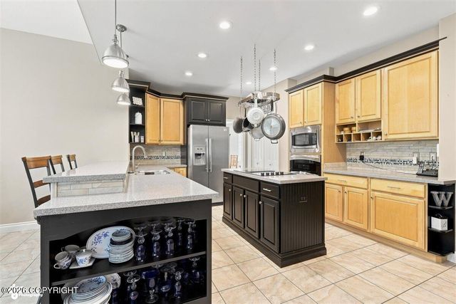 3810 Gunwale Circle, Anchorage, AK 99516