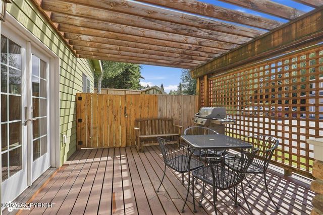3810 Gunwale Circle, Anchorage, AK 99516