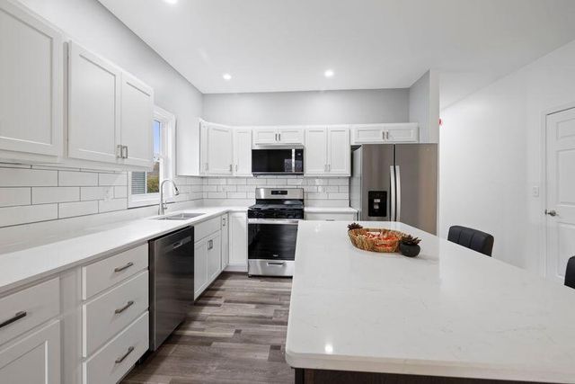 204 W 12th Street, La Porte, IN 46350