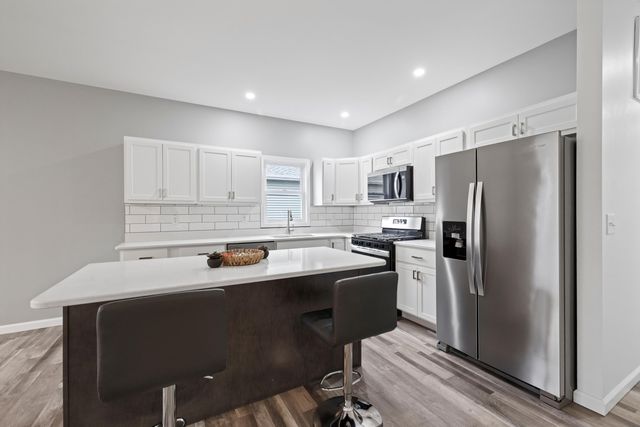 204 W 12th Street, La Porte, IN 46350