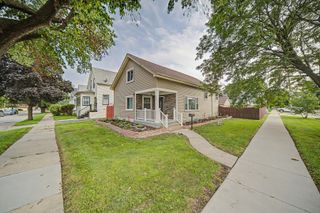 8043 Salisbury Avenue, Lyons, IL 60534