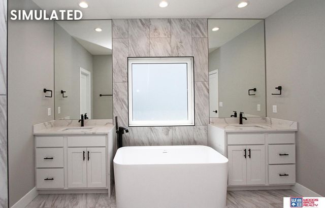 941 N 104th Street, Lincoln, NE 68527