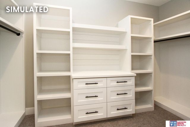 941 N 104th Street, Lincoln, NE 68527