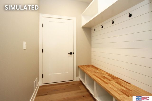 941 N 104th Street, Lincoln, NE 68527