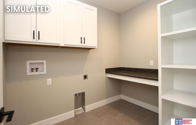 941 N 104th Street, Lincoln, NE 68527