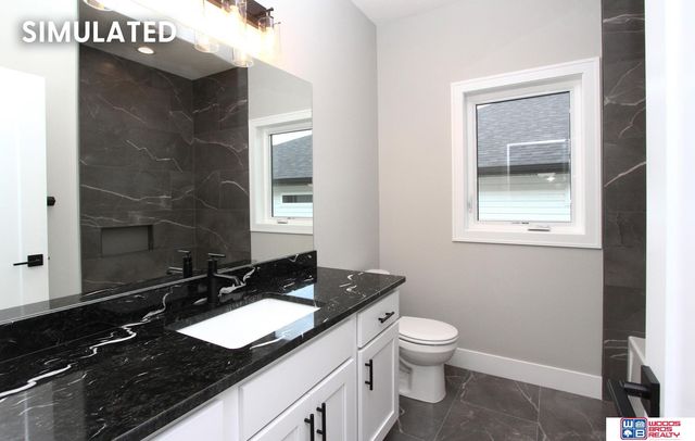 941 N 104th Street, Lincoln, NE 68527